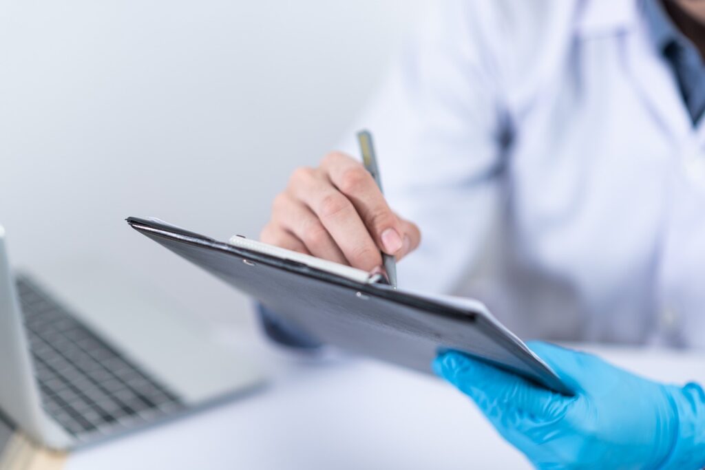 logiciel médico-social
