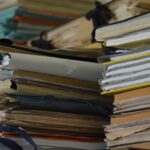 Guide pratique : conserver ses documents selon le type de personne et la durée